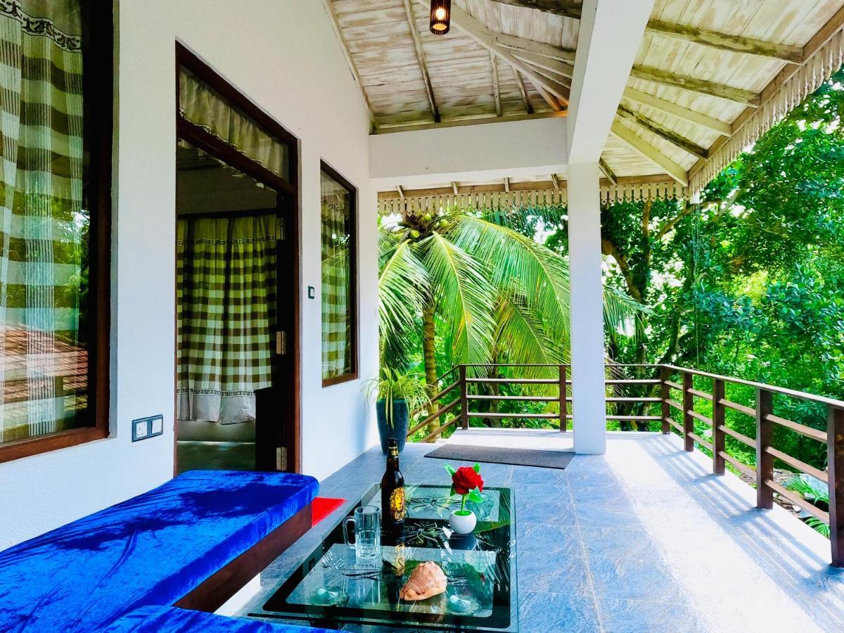Mountain seaview Cabanas Tangalle Bagian luar foto