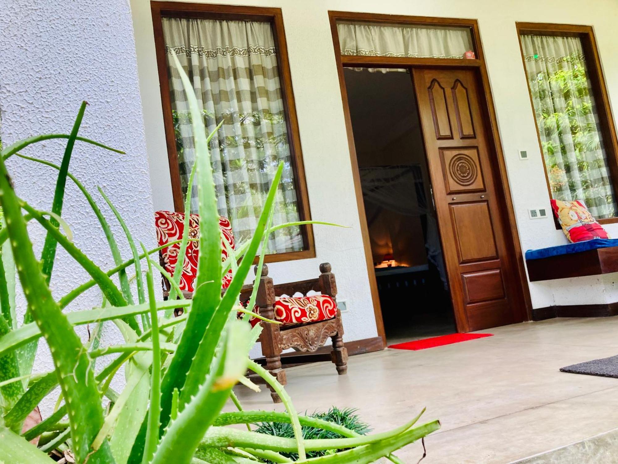 Mountain seaview Cabanas Tangalle Bagian luar foto