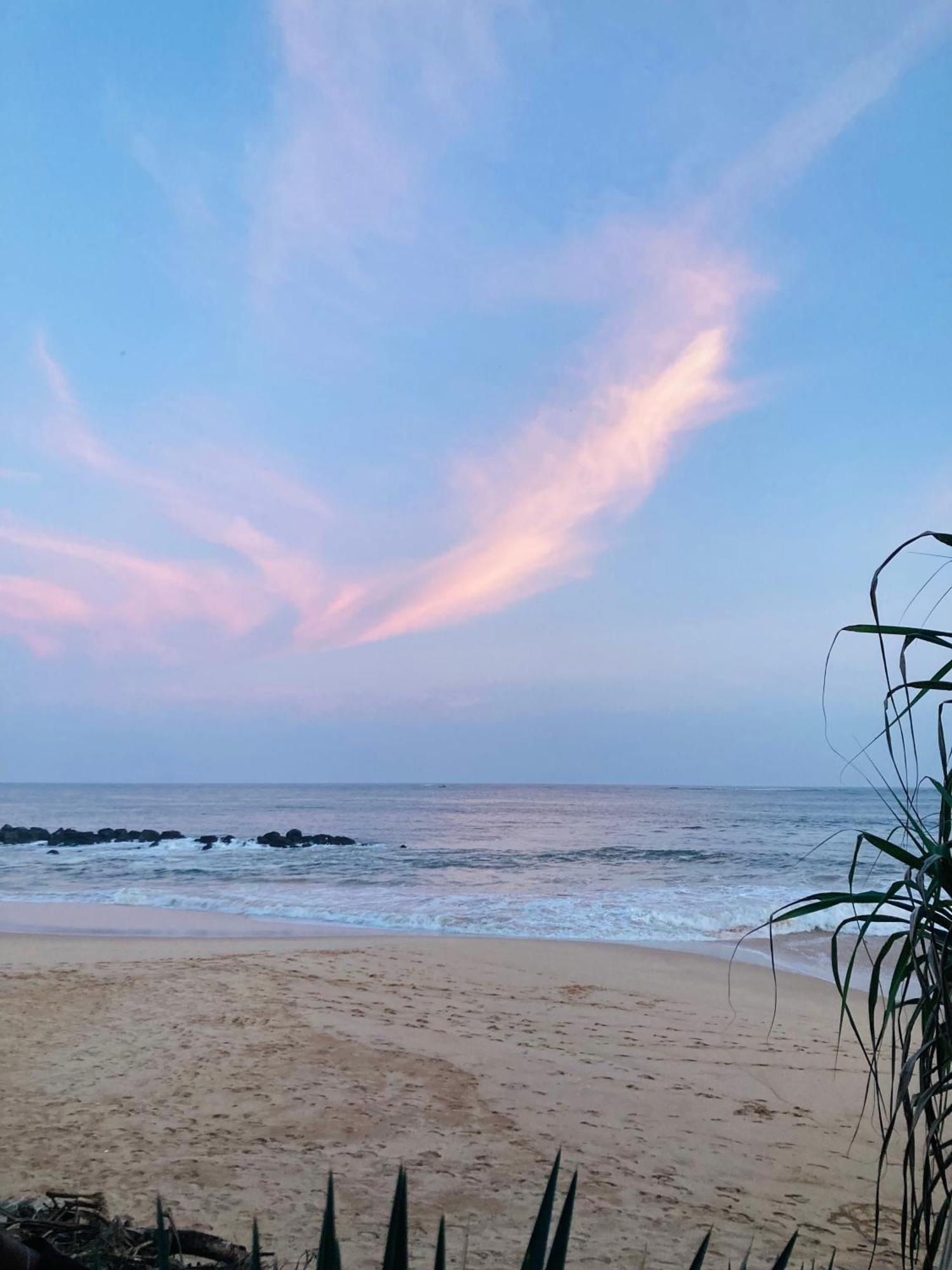 Mountain seaview Cabanas Tangalle Bagian luar foto